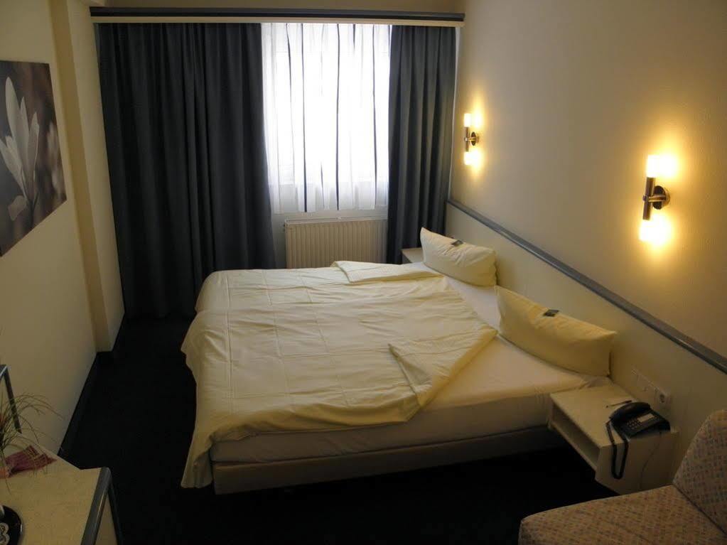 Parkhotel Schotten Zewnętrze zdjęcie
